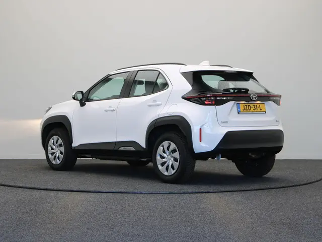 Toyota Yaris Cross 1.5 Hybrid 115 Business | Stoelverwarming | Achteruitrijcamera | Apple Carplay &...