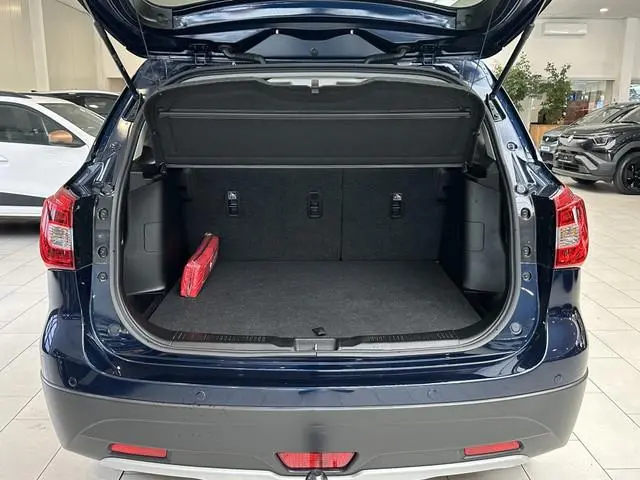 Suzuki S-Cross
