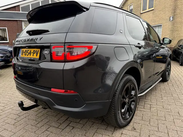 Land Rover Discovery Sport D150 2.0 R-Dynamic S NL. Auto, Navi, Camera, Trekhaak.