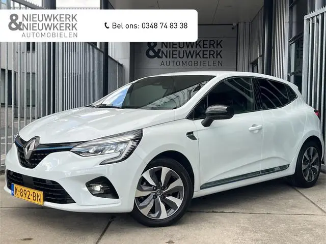 Renault Clio 1.6 E-Tech Hybrid 140 Zen | AUTOMAAT | CAMERA | CARPLAY/ANDROID | NAVI | CRUISE CONTROL...