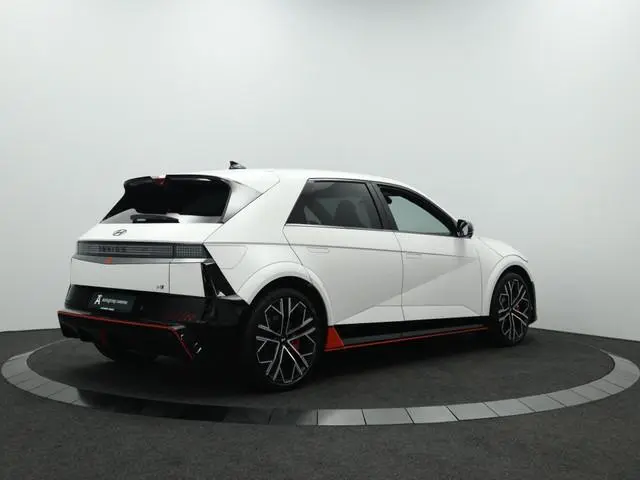 Hyundai IONIQ 5 N AWD 84 kWh 650PK | 360 Camera | Launch Control | Schaalstoelen | Stoelventilatie