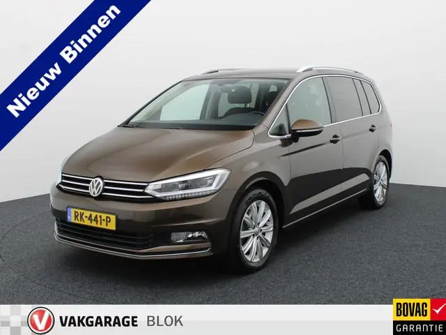 Volkswagen Touran 1.4 TSI 150Pk DSG Highline | 3x Iso Fix | Trekhaak afnb. | Camera | Stoelverw. | P...