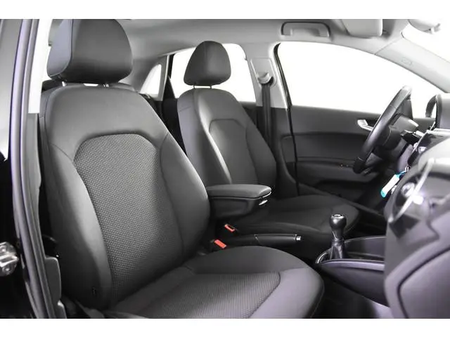 Audi A1 Sportback 1.2 TFSI S-Line *Navigatie*Cruise Control*LED*