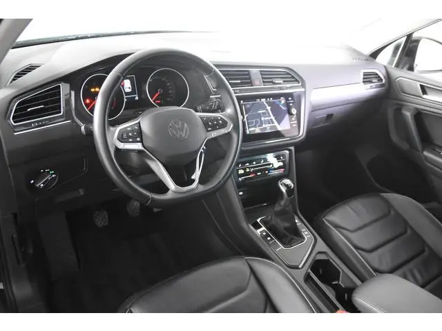 Volkswagen Tiguan 1.5 TSI Highline *1ste Eigenaar*Leer*Stoelverwarming*Memory*