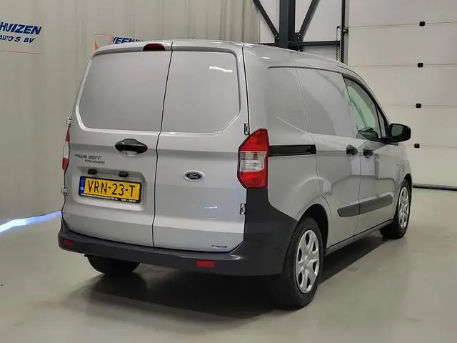 Ford Transit Courier 1.5TDCI Euro 6!