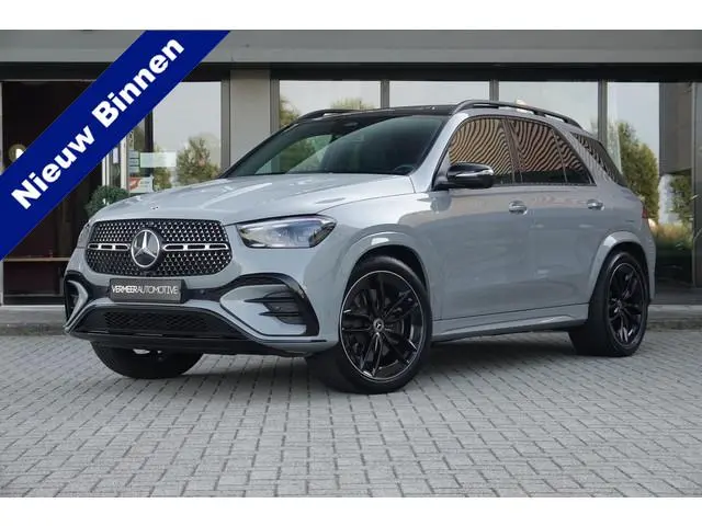 Mercedes-Benz GLE-klasse 400 e 4MATIC AMG Line Premium Plus Panoramadak | Trekhaak | Nieuwstaat |