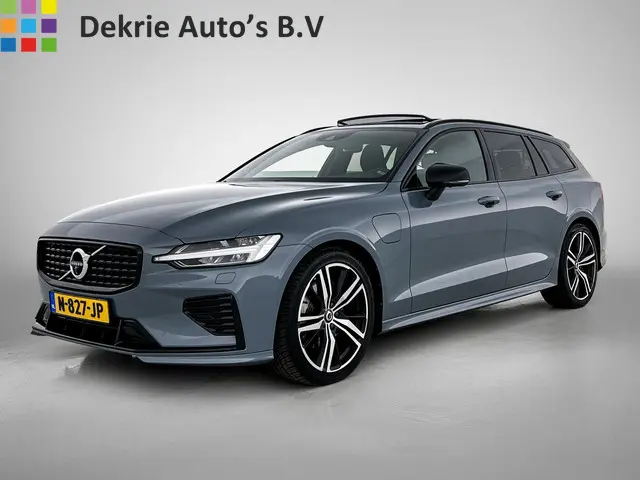 Volvo V60 2.0 T8 Hybride AWD R-Design / Trekhaak / Panoramadak / Leder / Navigatie / Adap. Cruise /...