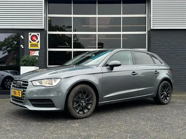 Audi A3 Sportback 1.4 TFSI Attraction Pro Line g-tron, Automaat, Bluetooth, Camera, Cruise, Navi, PD...