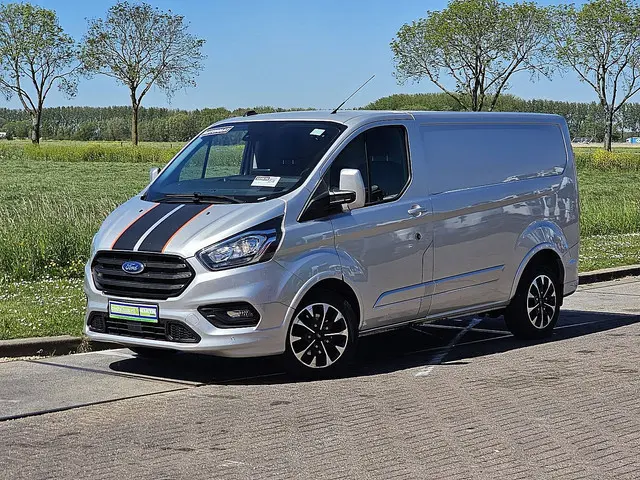 FORD TRANSIT CUSTOM 2.0 l1h1 sport navi!