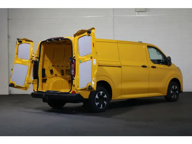 Ford E-Transit Custom