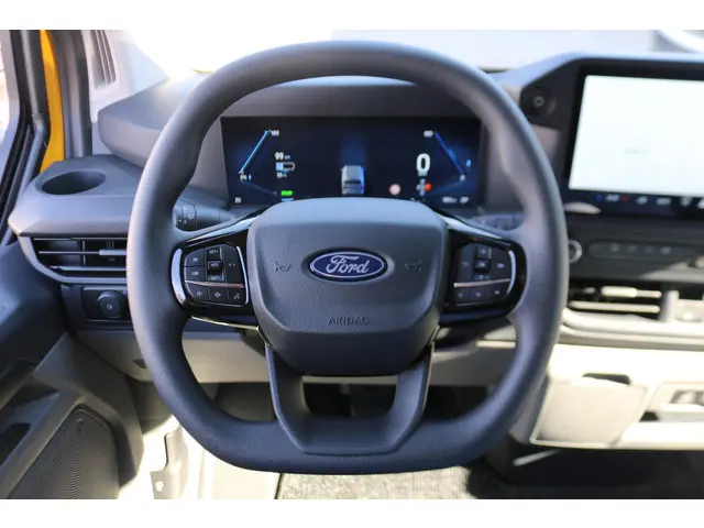 Ford E-Transit Custom