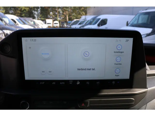 Ford E-Transit Custom