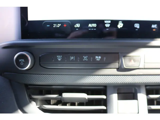 Ford E-Transit Custom