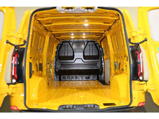 Ford E-Transit Custom 340 L2 H1 Trend 65 kWh (direct leverbaar)