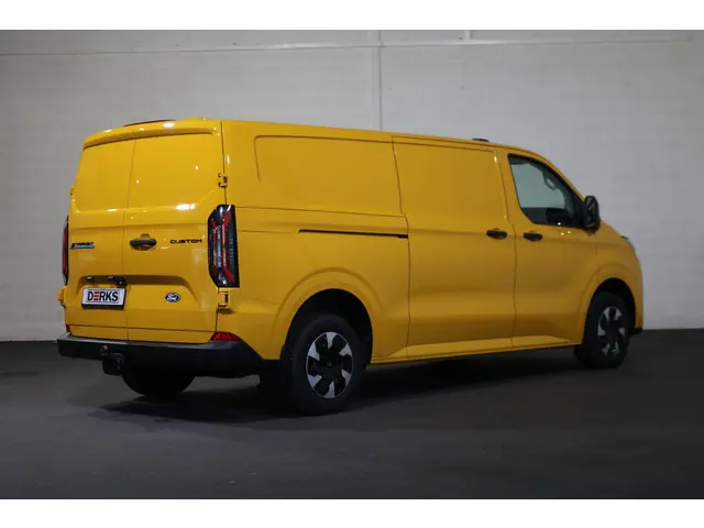 Ford E-Transit Custom