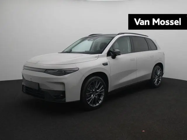 Leapmotor C10 Design ProMax AWD 81.9 kWh | 600 PK | VOORRAAD VOORDEEL | 4 JAAR GARANTIE | VAN € 46.8...