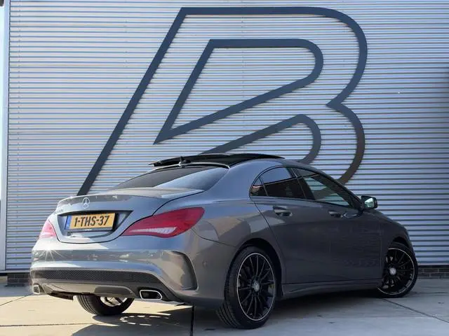 Mercedes-Benz CLA-klasse 200 Ambition 2e Eigenaar|Navi|Panodak|Clima|Cruise|PDC V+A|AMG Pakket|N.A.P...