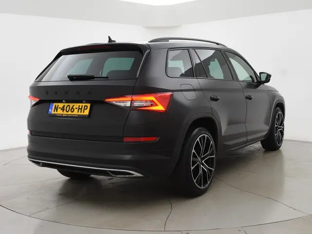 Skoda Kodiaq 1.5 TSI 150 PK DSG AUT. 7-PERS SPORTLINE *MAT ZWART* + ADAPTIVE CRUISE | VIRTUAL COCKPI...