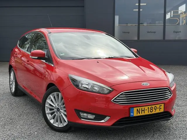 Ford Focus 1.0 Titanium Navi,125pk,Trekhaak,Dealer Onderhouden,Pdc V+A,6 Bak,N.A.P,Clima,Cruise,Apk...