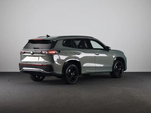 Volkswagen Tayron R-Line Edition 1.5 eHybrid 204 PK DSG | 20" LM |  Black Style | Panoramadak | Trek...