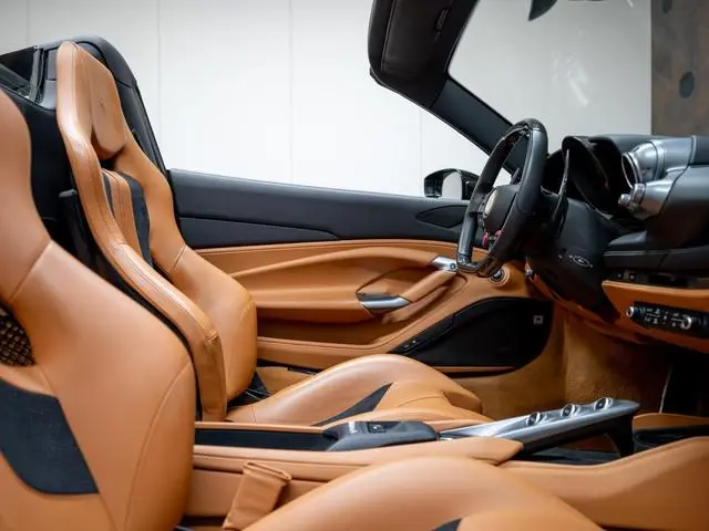 Ferrari F8 Spider