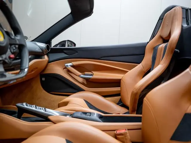 Ferrari F8 Spider