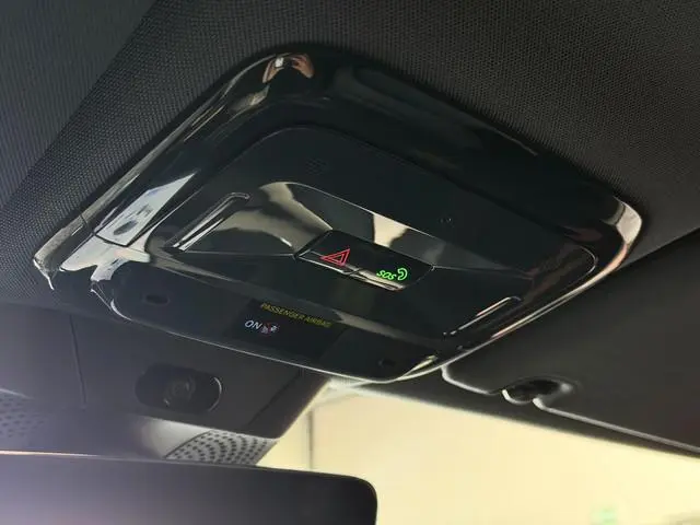 Lynk & Co 08