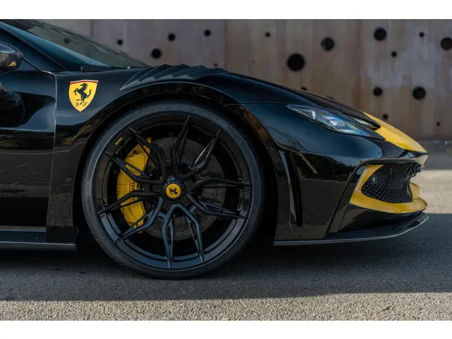 Ferrari 296