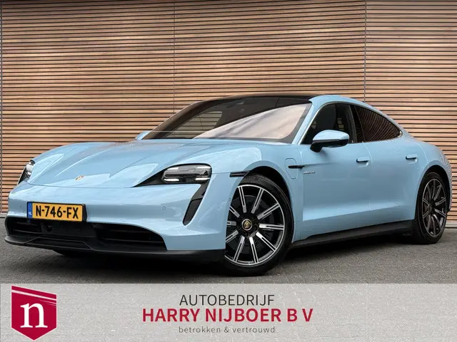 Porsche Taycan 4S Performance 93 kWh 490Pk! Panodak / Luchtvering / Sport Chrono / Bose / Leer / PPF...