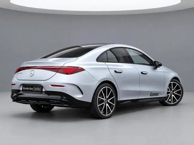 Mercedes-Benz CLA-klasse 180 Business Solution AMG | Night Pakket | | Panoramadak | Adaptieve Cruise...