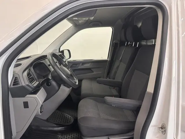 Volkswagen Transporter 2.0 TDI L1H1 Comfortline 150 PK Carplay Navi Airco Cruise Control Trekhaak Pa...