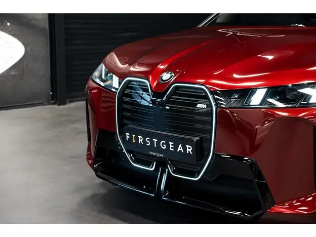 BMW iX