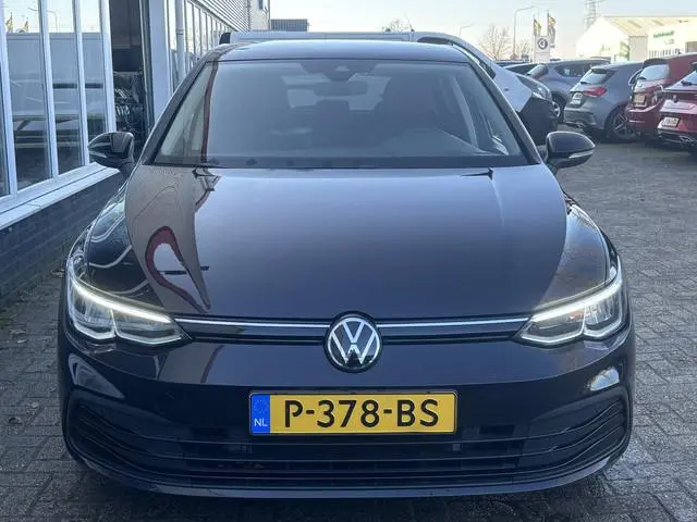 Volkswagen Golf 1.0 TSI Life Business | Sfeerverlichting |Suurverwarming | Adaptive Cruise | Stoelve...