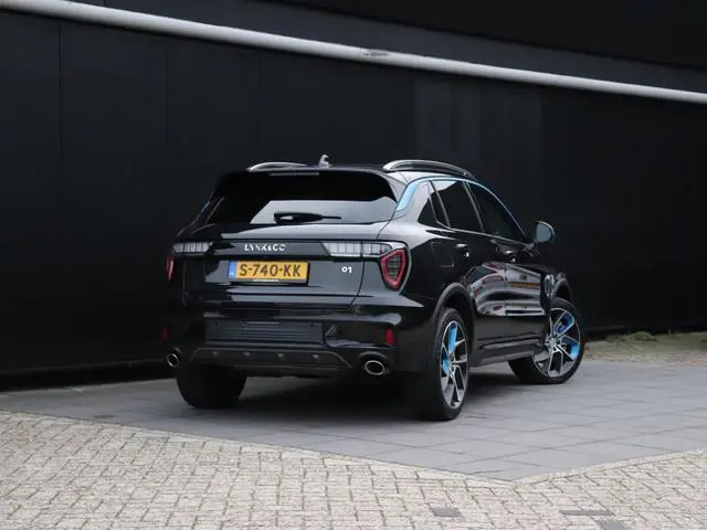 Lynk & Co 01 1.5 | PANO-DAK | MEMORY | 360° CAMERA | INFINITY AUDIO | STOELVERW. | APPLE CARPLAY | C...