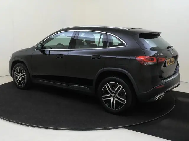 Mercedes-Benz GLA-klasse 180 Business Solution Luxury