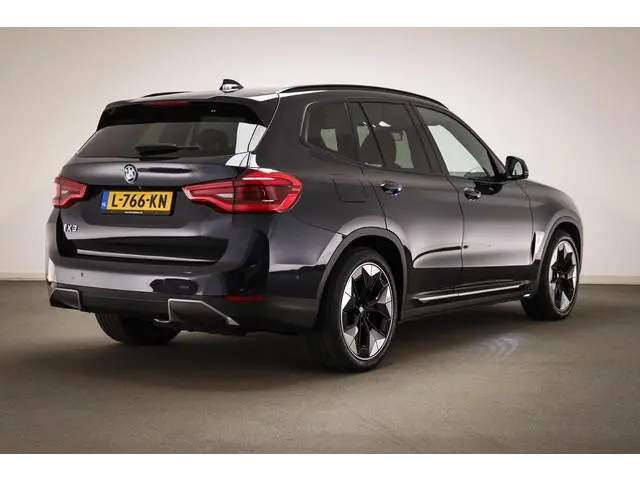 BMW iX3 High Executive 80 kWh | SOH 93%| PANORAMADAK | DRIVING ASSISTANT | 360 CAMERA | TREKHAAK