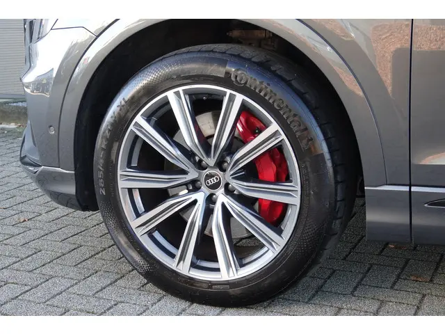Audi Q8 55 TFSI e quattro Pro Line S | Luchtvering | Trekhaak | HUD | Memory | Matrix | 360 |