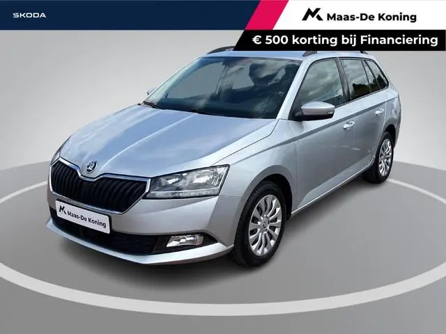 Skoda Fabia Combi 1.0 TSI Ambition · Apple/Android Car Play · Navigatie · Trekhaak · Airco · Cruise...