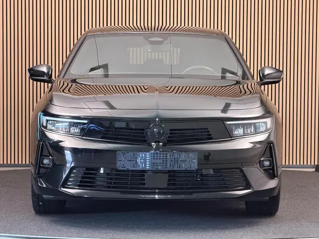 Opel Astra 1.2 Turbo 130PK Aut. Elegance Black Pakket | 360 Camera | LED | Carplay | Stoel- & Stuurv...