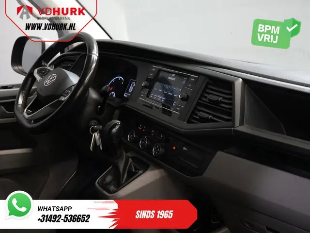 Volkswagen Transporter T6.1 2.0 TDI L2 150 pk Aut. LED/ Adapt.Cruise/ Carplay/ Standkachel/ Stoelver...