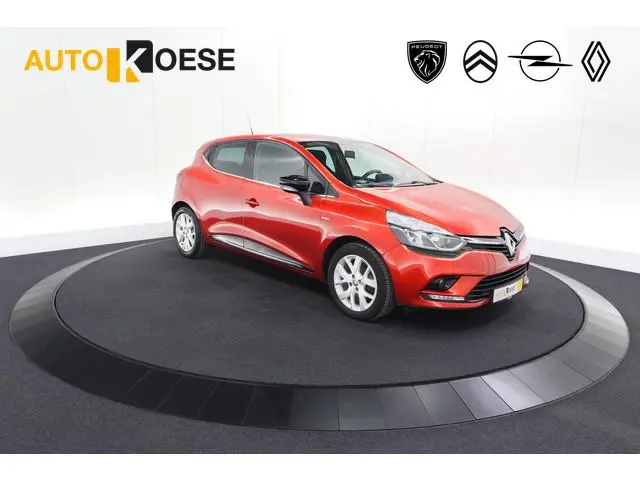 Renault Clio TCe 90 Limited | Trekhaak | Parkeersensoren | Navigatie | Cruise Control | Begrenzer |...