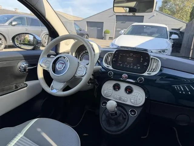 Fiat 500 1.2 Lounge | Panoramadak | Navigatie | Parkeersensoren | DAB | Lichtmetalen Velgen |