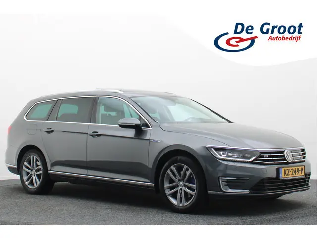 Volkswagen Passat Variant 1.4 TSI GTE Connected Series Plus Panoramadak, Virtual Cockpit, ACC, Apple...
