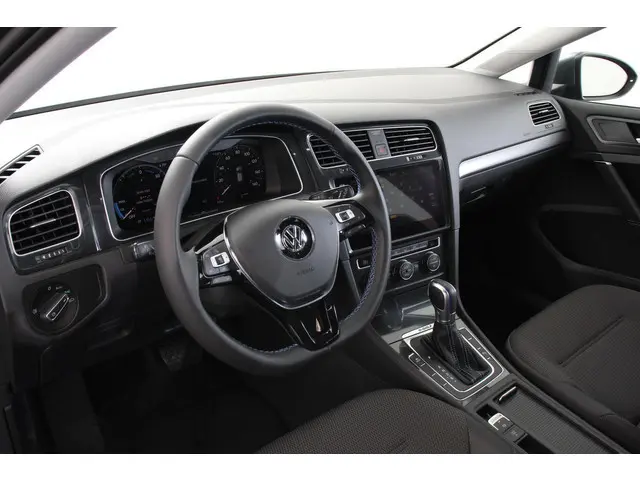 Volkswagen e-Golf