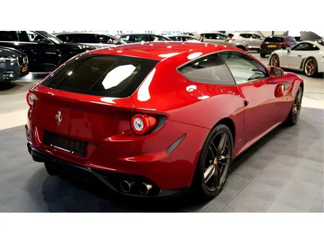 Ferrari FF