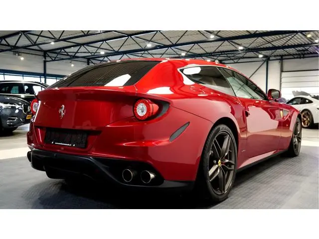 Ferrari FF