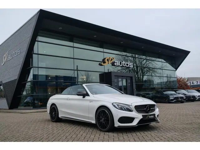 Mercedes-Benz C-klasse Cabrio C43 AMG 367pk 4MATIC Airscarf CommandOnline Led Intelligent Stoelverwa...