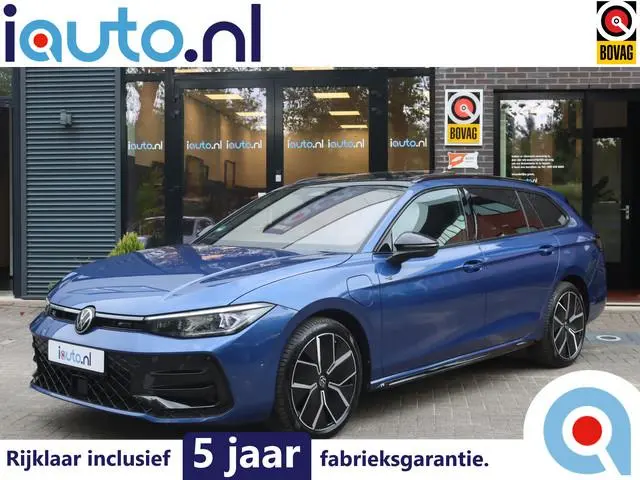 Volkswagen Passat Variant 1.5 eHybrid 272PK R-Line Black Style+ Leder/Pano/IQ.Light/360/Headup/HK/Na...