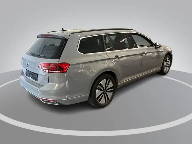 Volkswagen Passat Variant 1.4 TSI 218pk DSG PHEV GTE Business · SOH 95,5% · Camera · Apple/Android C...