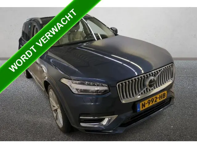 Volvo XC90 2.0 T8 AWD Inscription Exclusive / Bowers & Wilkins audio / Luchtvering / Pdc+Camera / Trekhaak / Apk 10-2027
